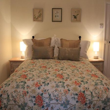 Church Farmhouse B & B Kennett Bilik gambar