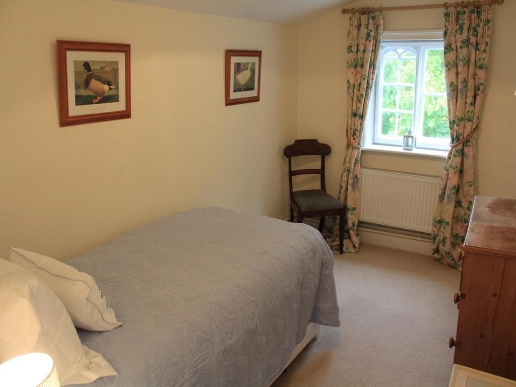 Church Farmhouse B & B Kennett Bilik gambar